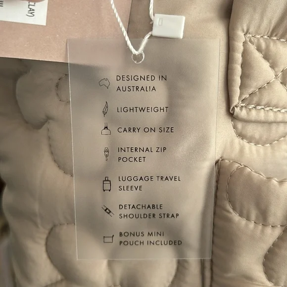 NWT Wilo the Label Floral Daisy Puffer Bag - Picture 10 of 16